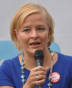 Piia-Noora Kauppi SuomiAreena-tapahtumassa vuonna 2015.