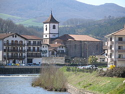 Ezkurra river crossing the town, Doneztebe