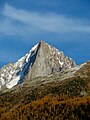 Dans le même axe, Les Drus et l'Aiguille Verte.