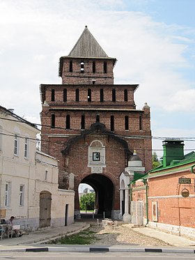 Пятницкая (Спасская) башня Коломенского Кремля. Современный вид