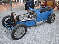 16 cylindres en U de Bugatti Type 47 (1930)