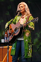 Singer Emmylou Harris