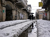 שלג בשכונת מאה שערים בירושלים, 13 בדצמבר 2013