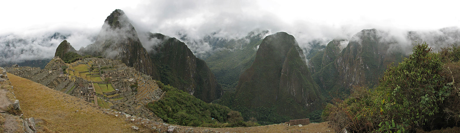 Machu Picchu, by Rubyk (edited by Fir0002)