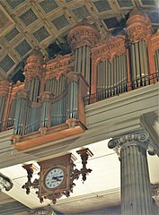 L'orgue de tribune.