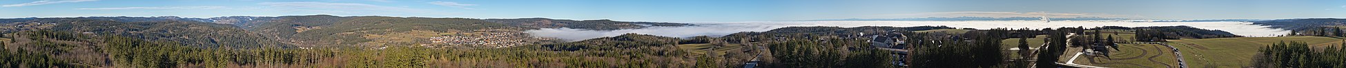 360-Grad-Panoramaaufnahme von der Aussichtsplattform bei Inversionswetterlage und Alpensicht