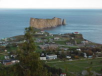 Vue aérienne de Percé