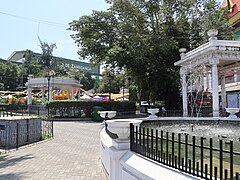 Plaza Pershing corner view