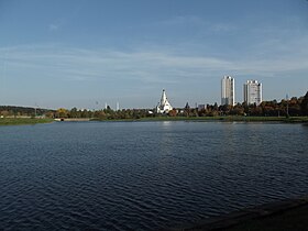 Водохранилище в жилом районе Восток