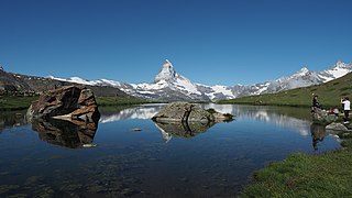 Le Stellisee, dans le canton du Valais. Juillet 2019.