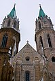 Les tours de l'église.