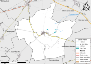 Carte en couleur présentant le réseau hydrographique de la commune