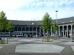 Semicircular facade composed of two-story arches