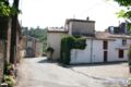 Place de Donnadieu, commune de Babeau-Bouldoux.