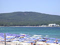 La plage nord et, au fond, le massif de la Strandja