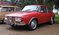 Saab 99 ранних выпусков (1969) с хромированными бамперами и решёткой радиатора