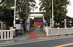 足立神社