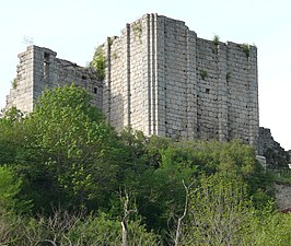 欧比松城堡（法语：Château d'Aubusson）遗址