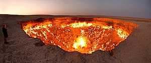 שער הגיהנום - בור בכפר דרווזה שבטורקמניסטן, שבתוכו אש הבוערת ברצף מאז שנת 1971 בשל הגז הטבעי המצוי באדמה.