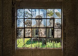 Ellis Island hospital window mural (01897)