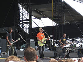 Fountains of Wayne performing live in 2007