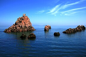 Felseninseln von vor der Insel Hongdo