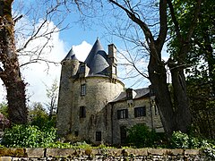 La tour du château des Charreaux.