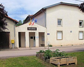 The town hall in Giriviller