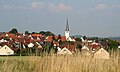 Ortsansicht Höfingen mit Kirchturm St. Laurentius