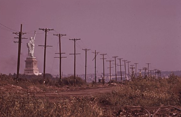 Archivo:LibertyStatePark(pre1976).tif