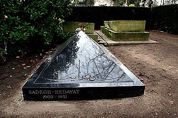 Makam Sadeq Hedayat