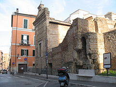 Roman temple in Chieti.