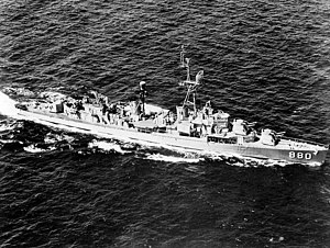 USS Dyess (DDR-880) underway in the Mediterranean Sea 1962