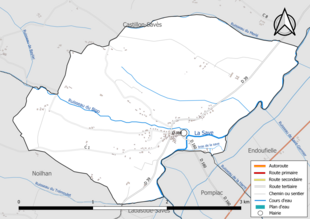 Carte en couleur présentant le réseau hydrographique de la commune