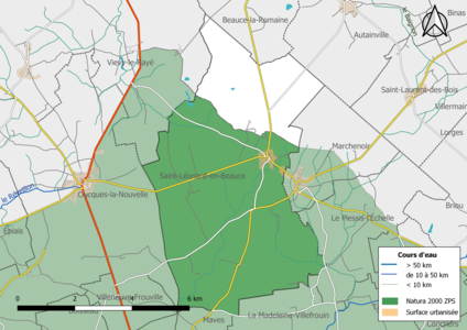 Une partie du territoire communal est incluse dans le site Natura 2000 la « Petite Beauce ».