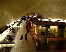 Le hall de la gare en 2005.