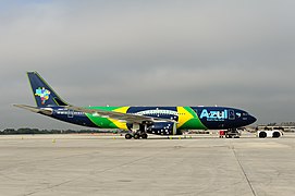 PR-AIV, one of Azul's Airbus A330-200s painted in a special livery at Ft. Lauderdale