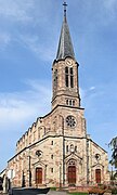 L'église Saint-Léger, vue du parvis.