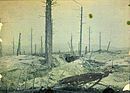קו חפירות צרפתי. צילום אוטוכרום משנת 1915.