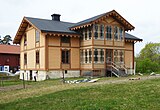 Överjärva gård, Gula villan