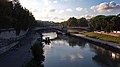 Ponte Garibaldi e il fiume Tevere, Roma