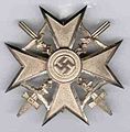 西班牙十字勋章，内战结束后表现良好的德国士兵会被授颁此勋章，最高级别为“钻石级”。