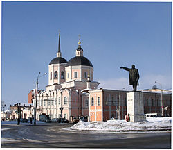 Площадь Ленина, вид на Богоявленский собор (Площадь Ленина, 7).