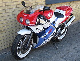 Image illustrative de l’article Honda VFR 400