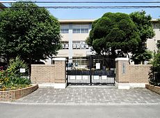 福岡市中央区にある福岡市立高宮小学校