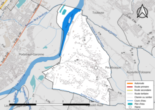 Carte en couleur présentant le réseau hydrographique de la commune