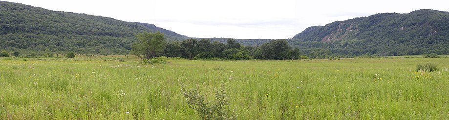 Southeast moraine between the South Bluff and the East Bluff-South Face