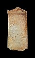Stèle attique avec inscription grecque.