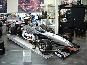 McLaren MP4/12 näyttelyssä vuonna 2006.