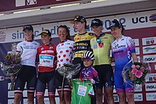 Podium after stage 5 left to right: Mischa Bredewold, Audrey Cordon-Ragot, Kirstie van Haaften, Riejanne Markus, Lorena Wiebes, Amanda Spratt